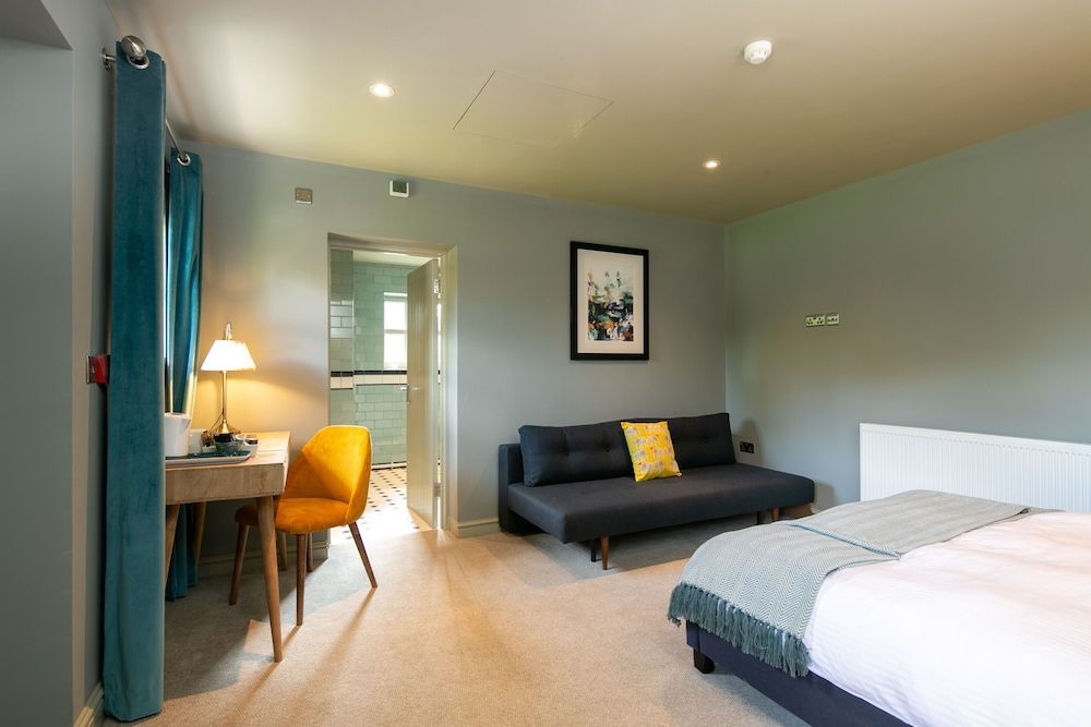 The Cowdray Arms 1