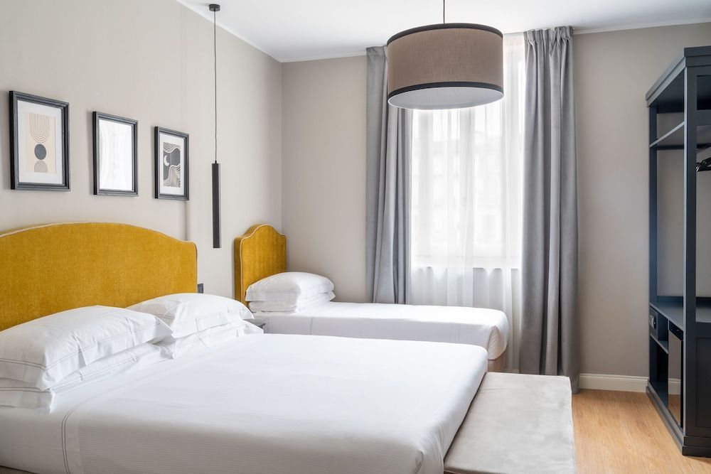 Flom Boutique Hotel 1