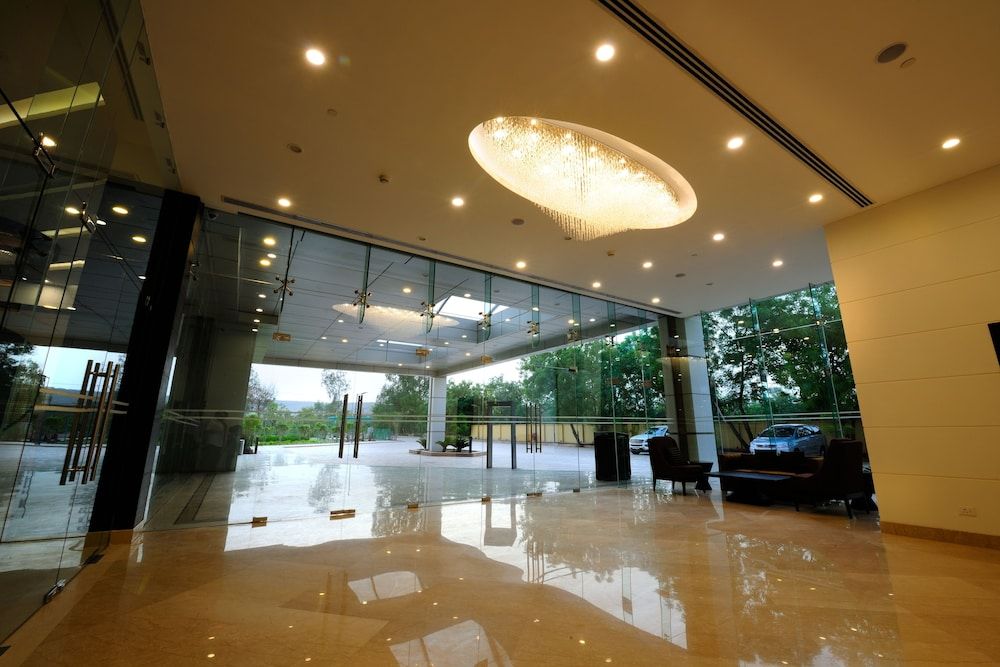 Gurmon Hotels Sohna Road Gurugram, a member of Radisson Individuals 2