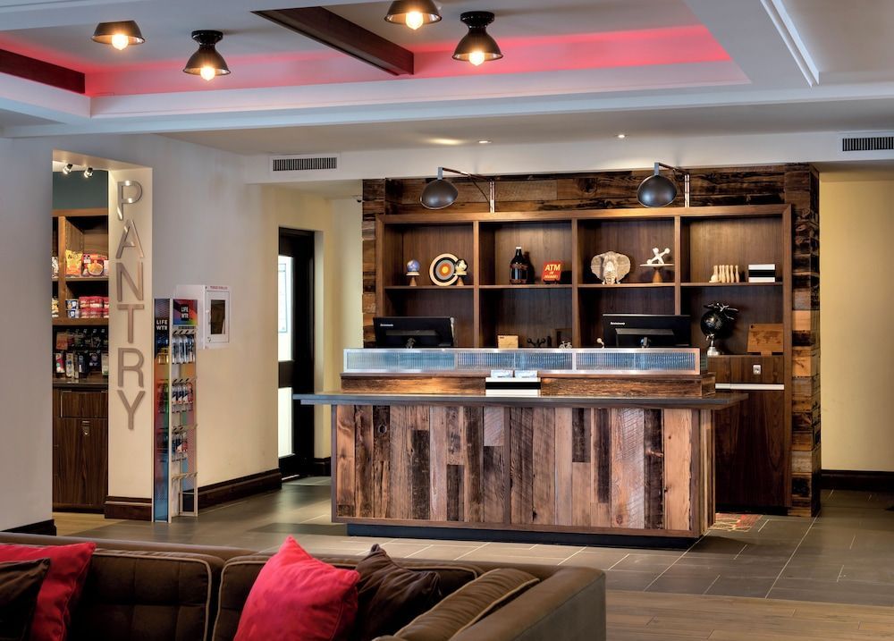 The Crossroads Hotel, Newburgh 1