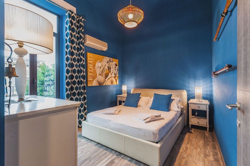 Ursino apartment with balcony by Wonderful Italy 1