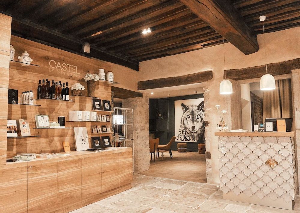 Castel de Très Girard - Hotel & Restaurant - Teritoria 2