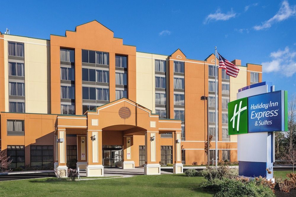 Holiday Inn Express & Suites SOUTH PORTLAND by IHG 1