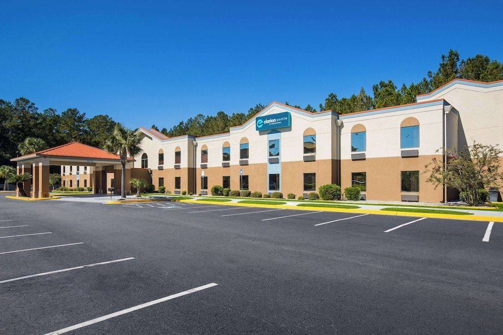 Clarion Pointe Hinesville near Fort Stewart 1