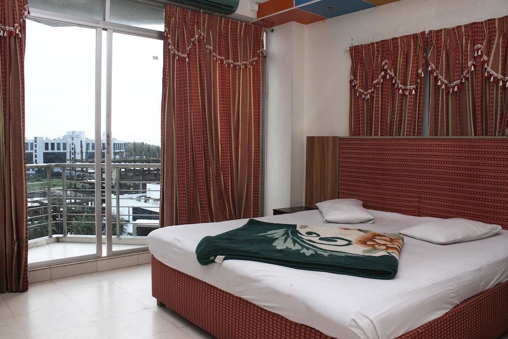 White Beach Hotel 1
