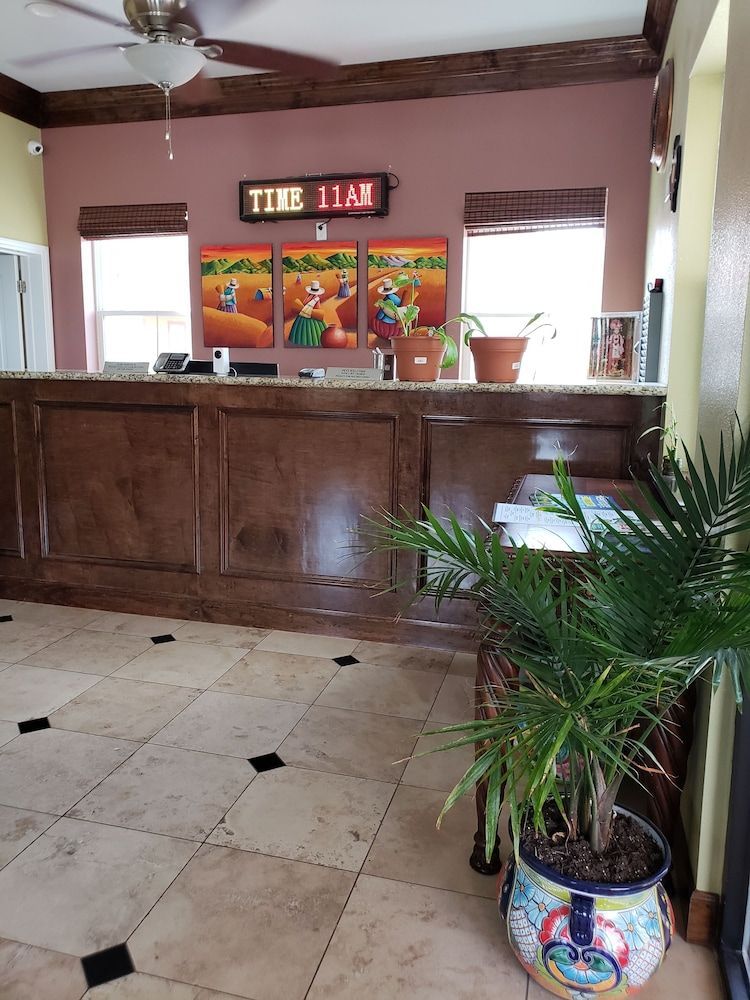 Taylor village inn and suites 2