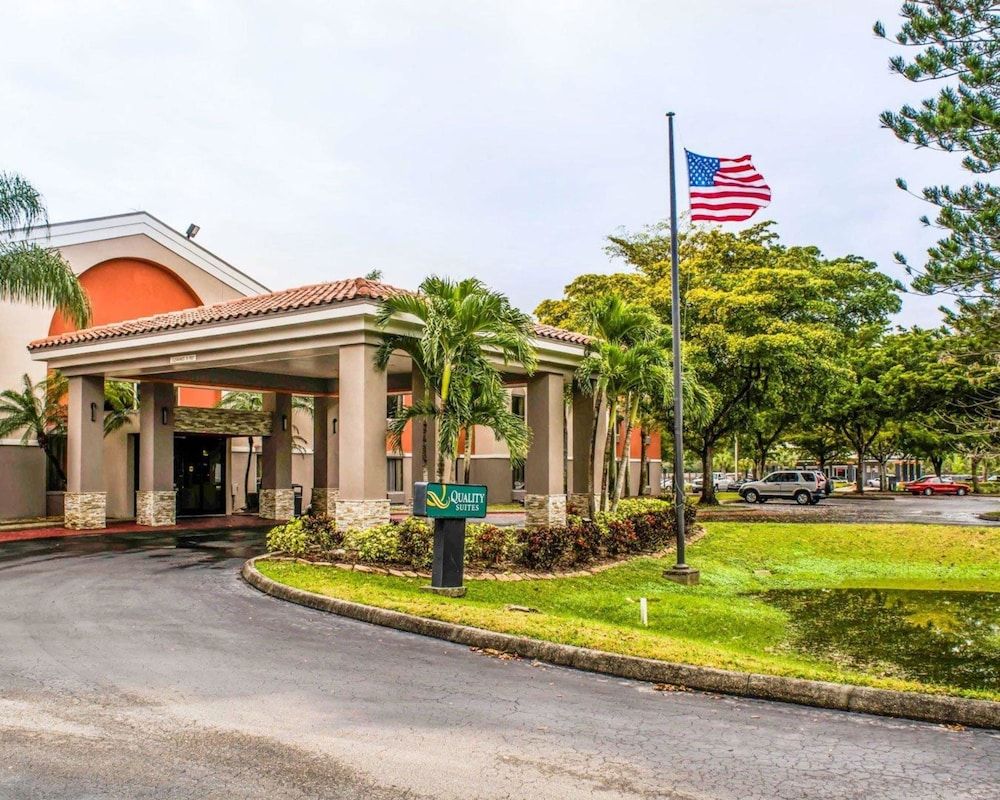 Quality Suites Fort Myers I-75 1