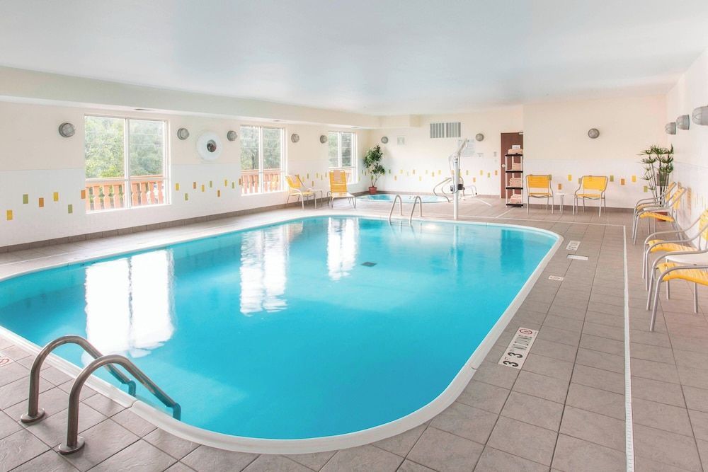 Fairfield Inn & Suites by Marriott Branson 1