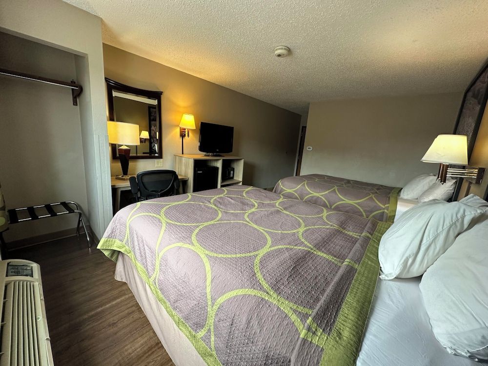 Super 8 by Wyndham Allentown Kutztown Area 2