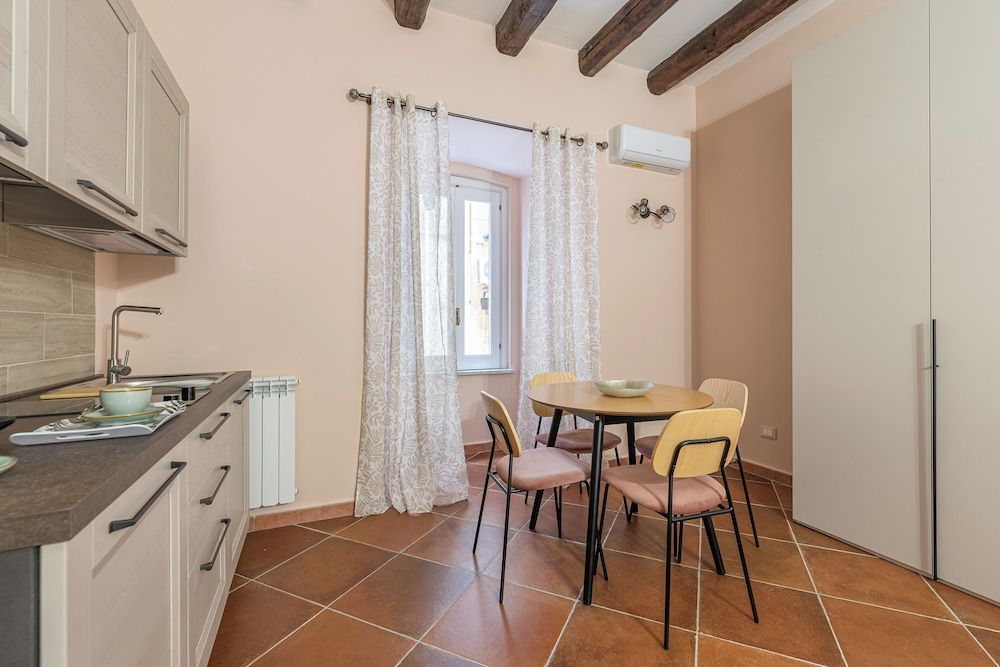 Alabardieri Apartments by Wonderful Italy 1