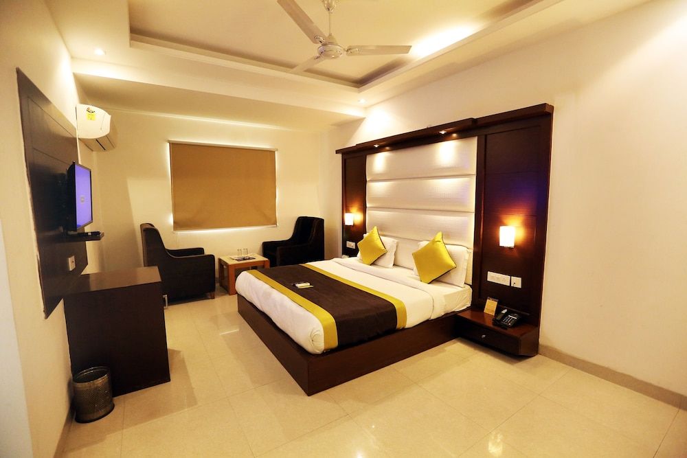 Hotel Salt 1