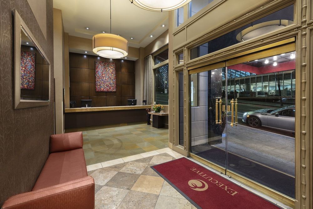 Executive Hotel Pacific 2