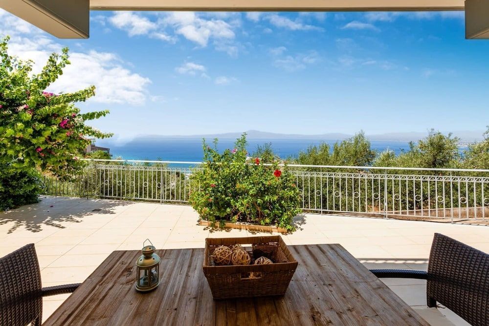 Aigli Fully Equipped Getaway - Seaview Lux Retreat 1