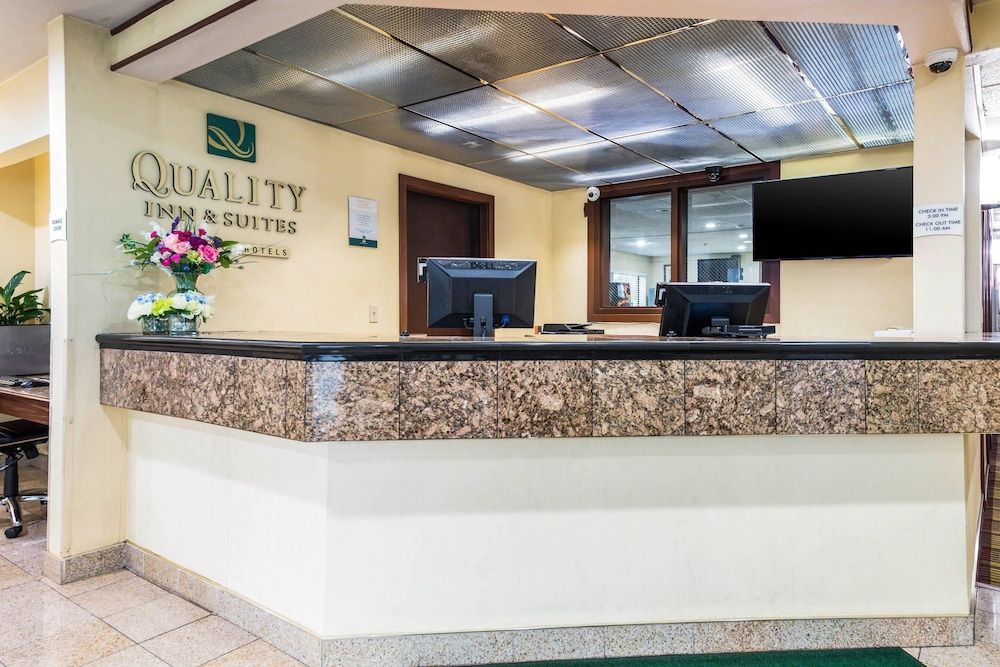 Quality Inn & Suites Lacey Olympia 2