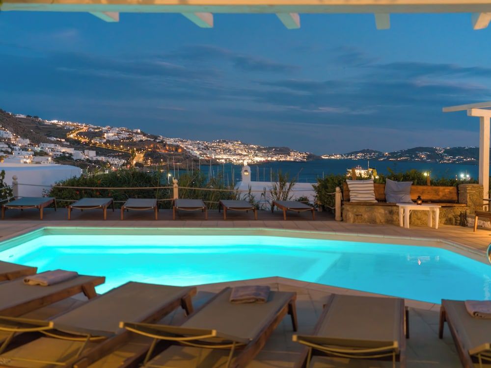 Rhenia Mykonos Hotel & Bungalows 1