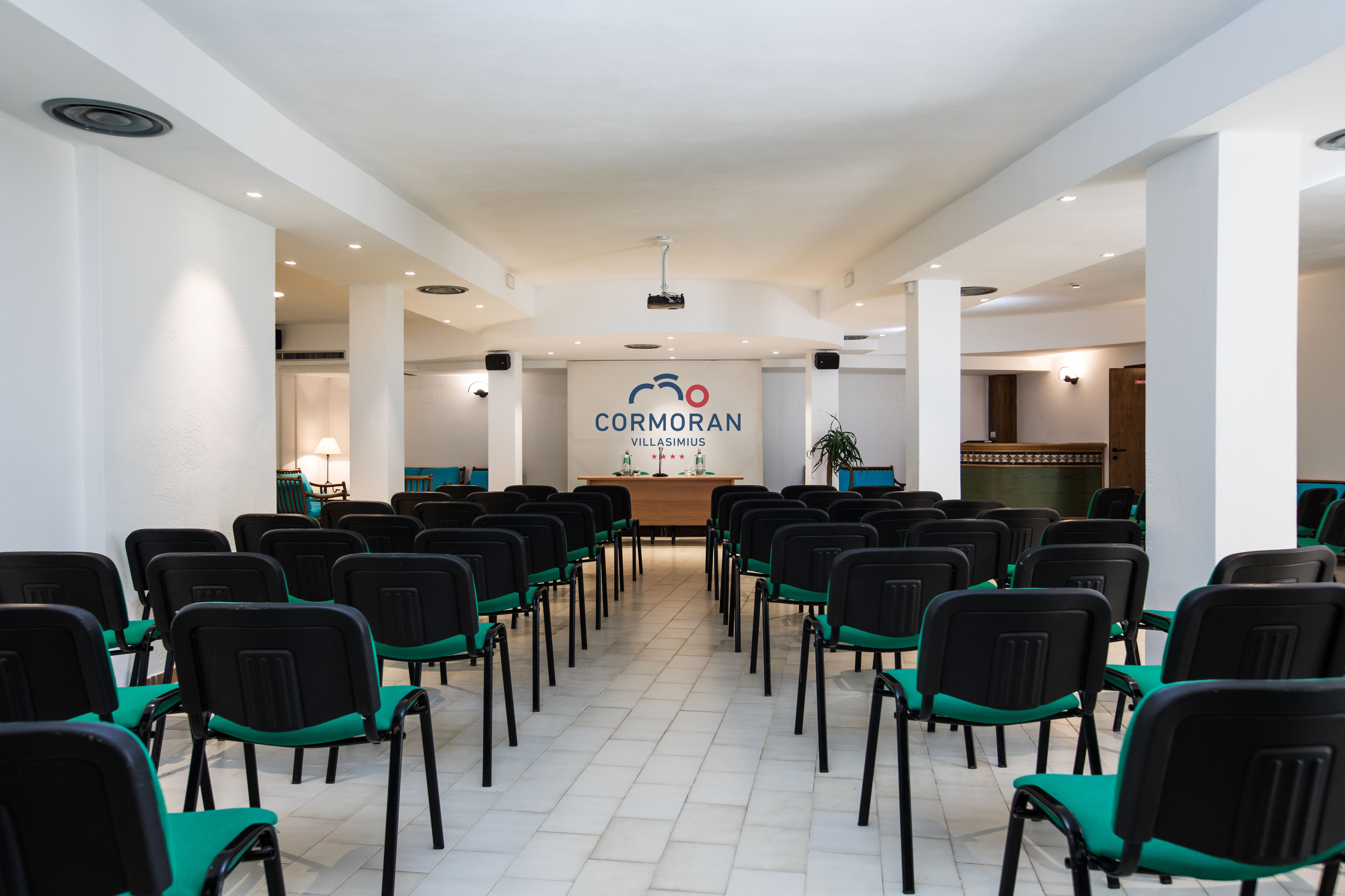 Cormoran Hotel & Residence 2