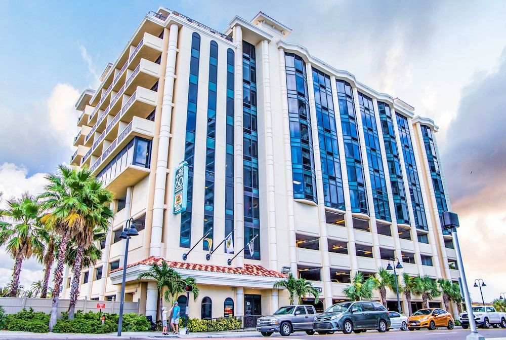 Pier House 60 Clearwater Beach Marina Hotel 1