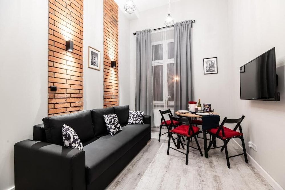 Dietla 32 Residence 1