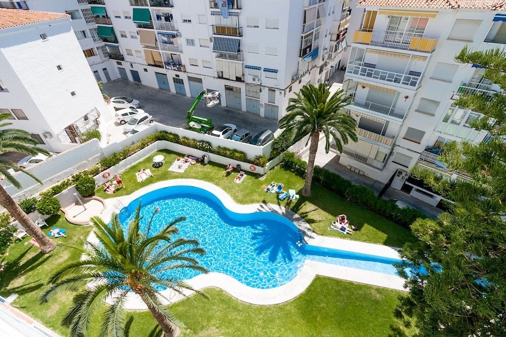 Cool and White Apartment Torrecilla Playa 1