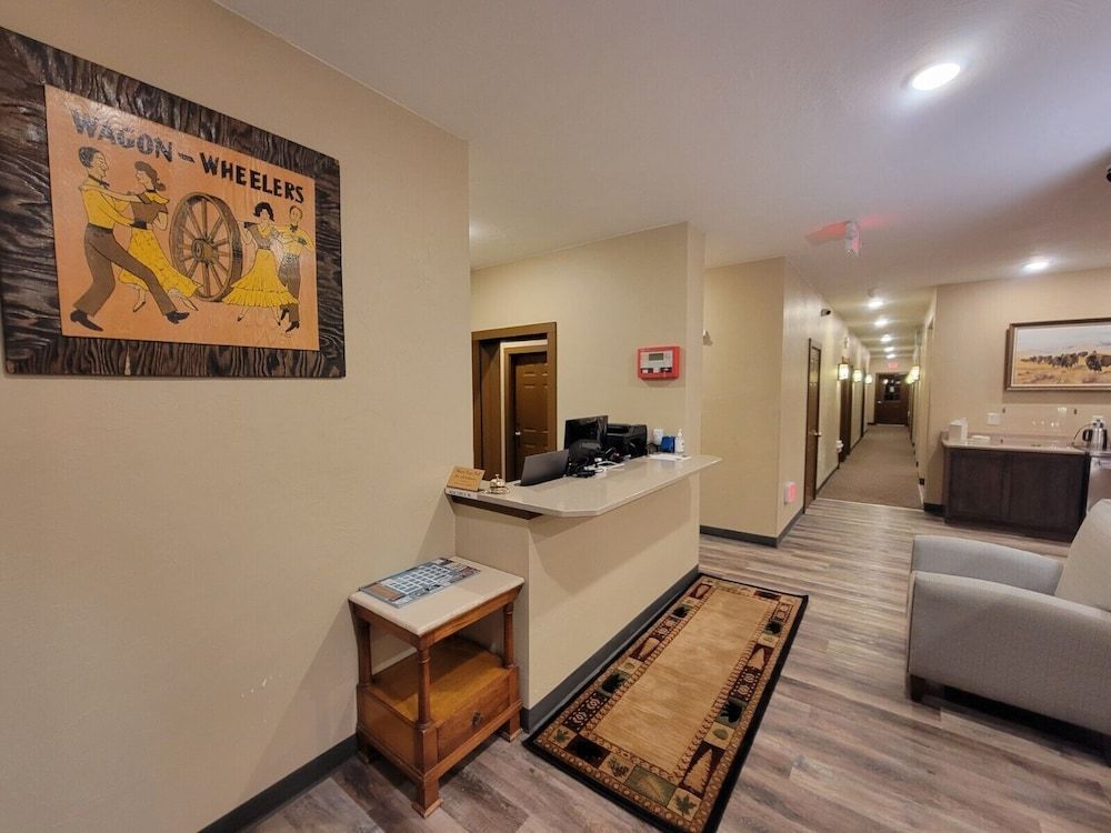 Wagon Wheel Hotel 2