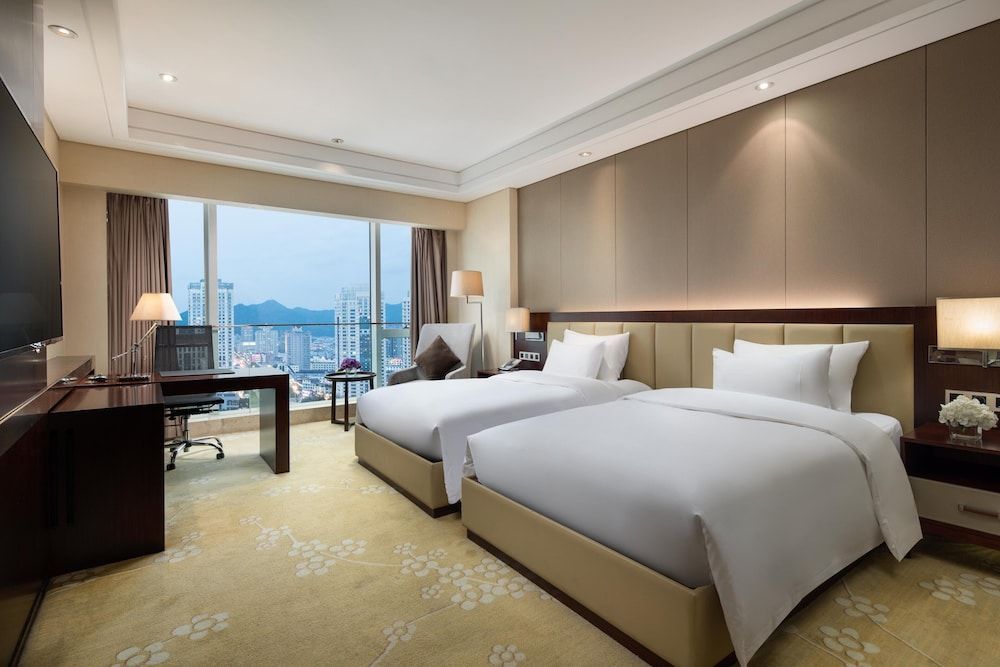 Crowne Plaza Taizhou by IHG 2