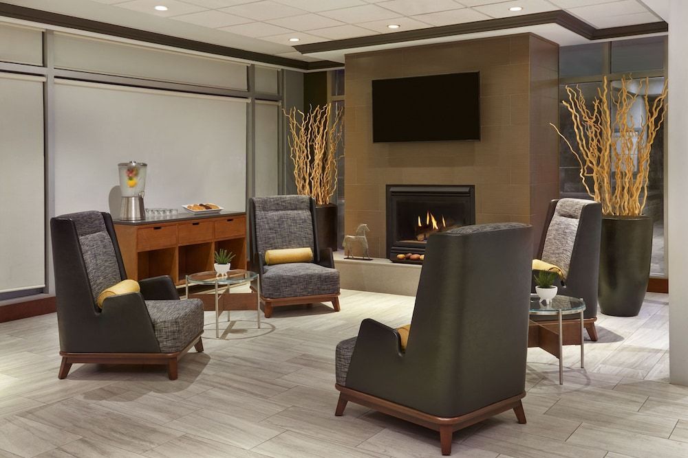 Courtyard by Marriott Ottawa Downtown 2