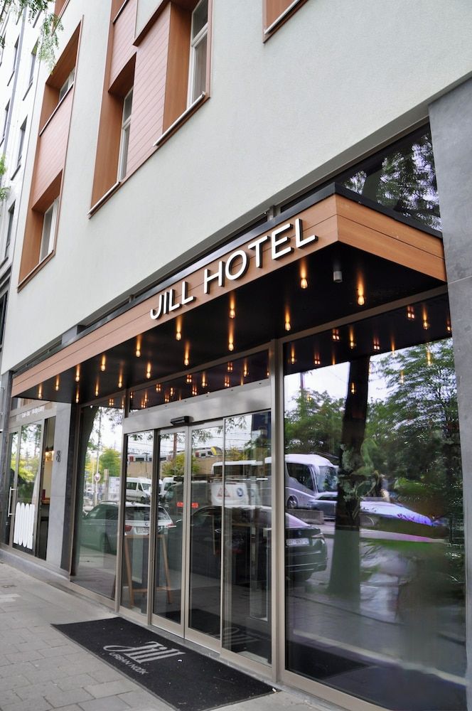 Jill Hotel Brussels Centre Midi 1