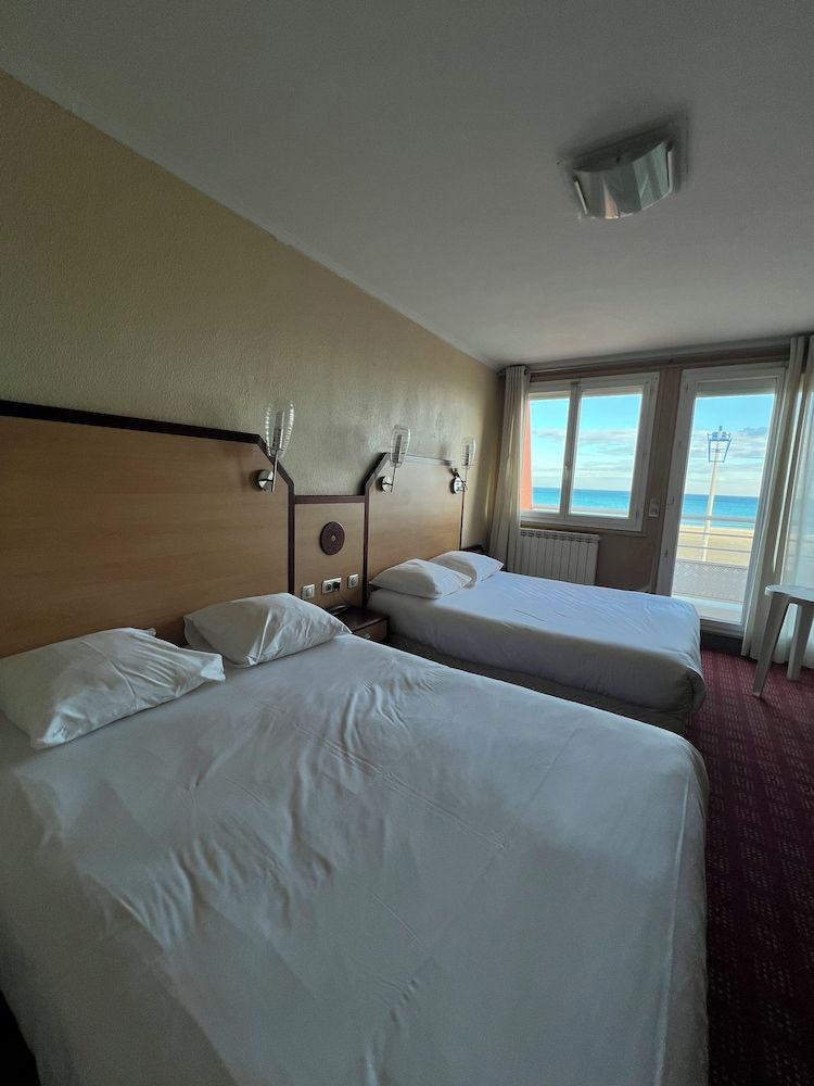Logis Hôtel & Restaurant Mediterranee 2