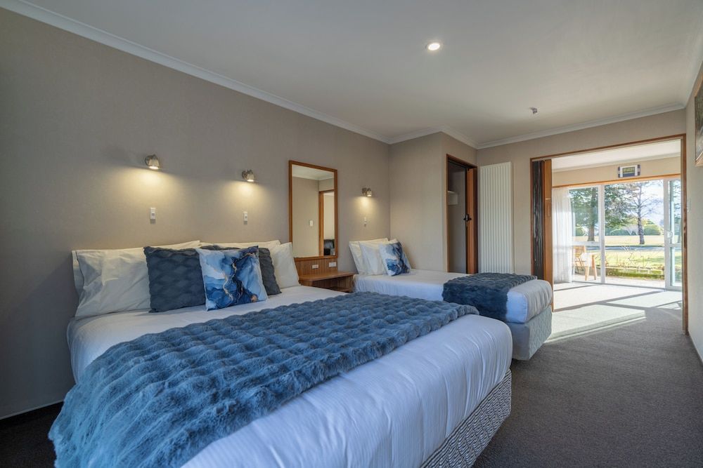 Parklands Motel & Apartments Te Anau 1