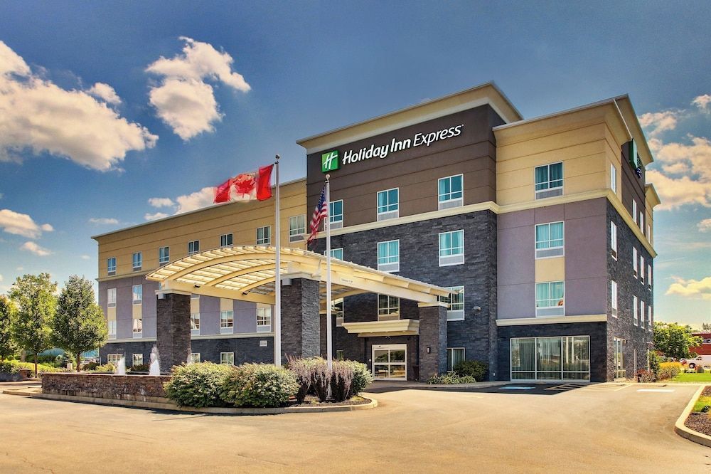 Holiday Inn Express CHEEKTOWAGA NORTH EAST by IHG 1