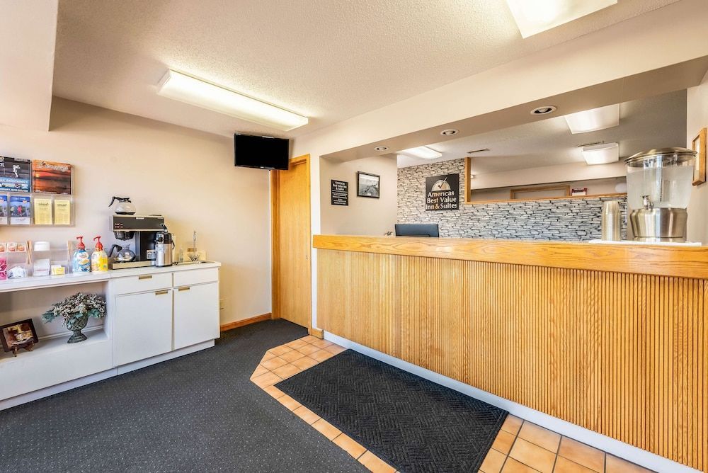 Americas Best Value Inn St. Marys 2