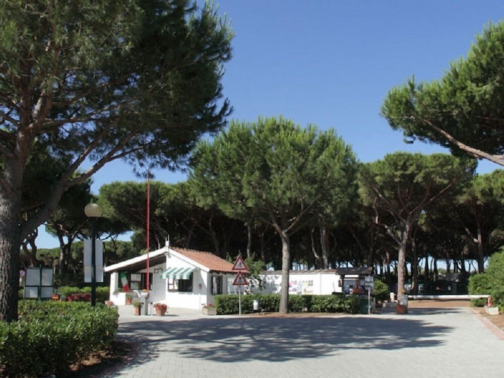 Camping Village Marina Chiara 1