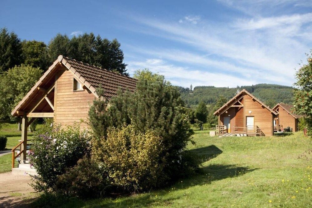 Camping de Matour - ONLYCAMP 1