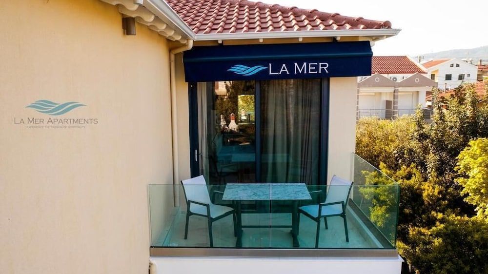 La Mer Escape 2
