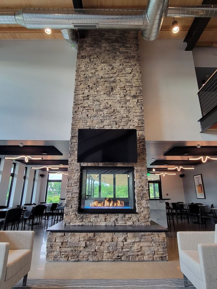Watershed Hotel 2
