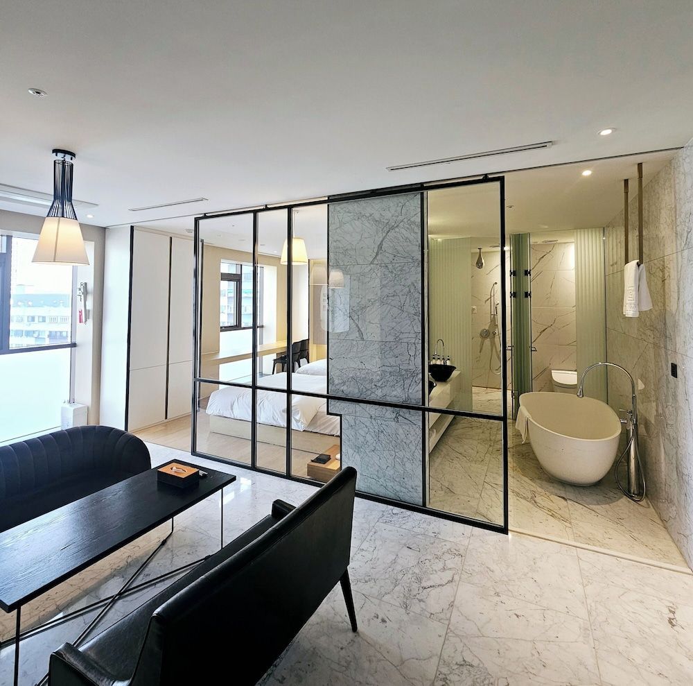 Stayrak Hotel 1