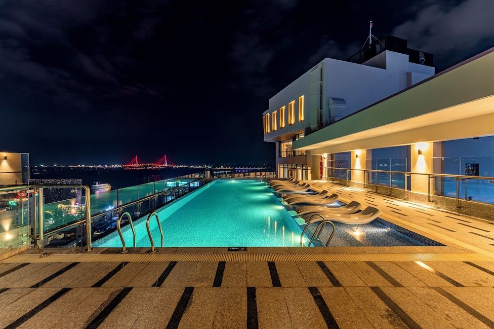 Charmant Suites a Boutique Hotel Can Tho 1