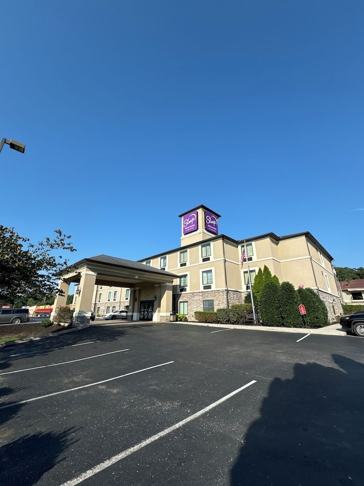 Sleep Inn & Suites Manchester near Arnold AFB 1