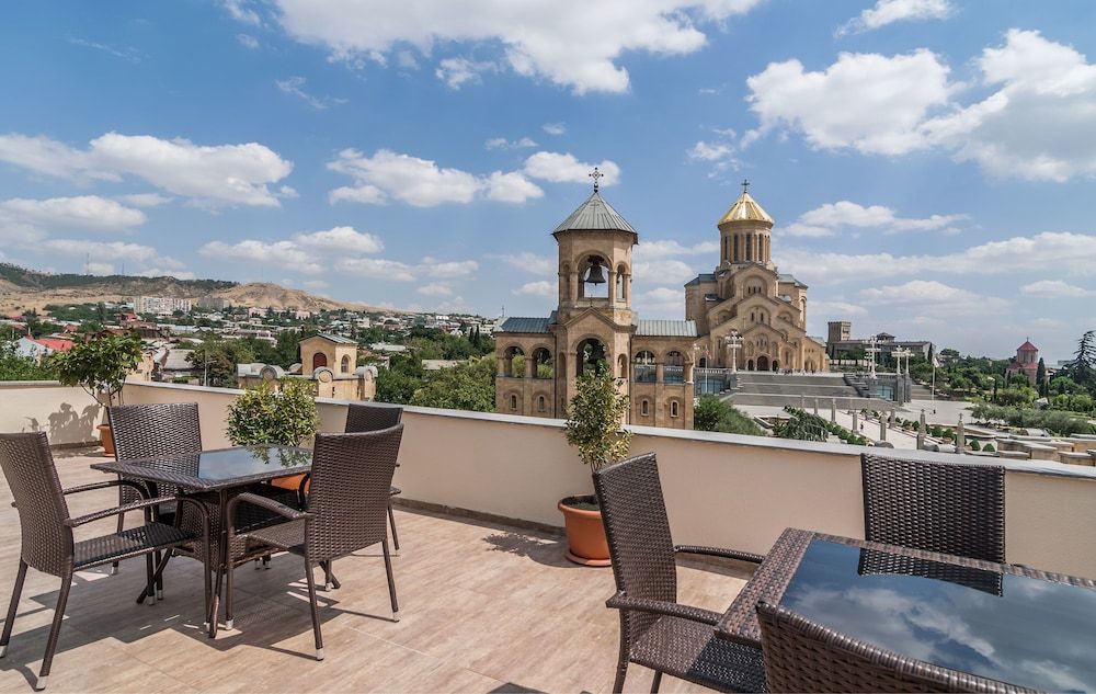 Liva Hotel 1
