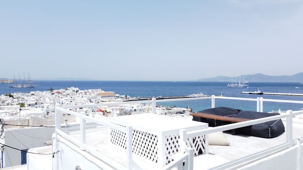 Mykonos High Cloe 1