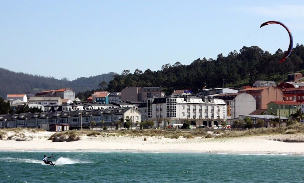 Hotel Playa de Laxe 1
