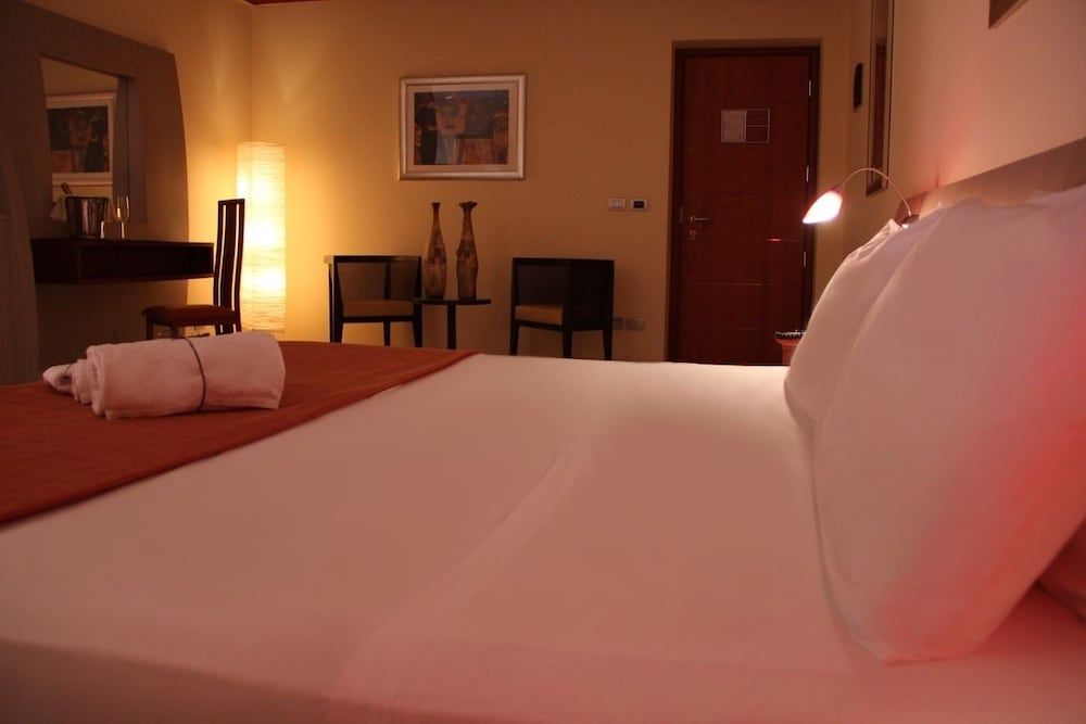 Meridian Hotel 2