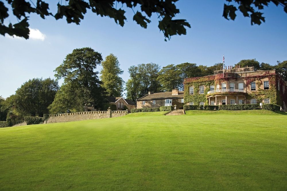 Wood Hall Hotel & Spa 1