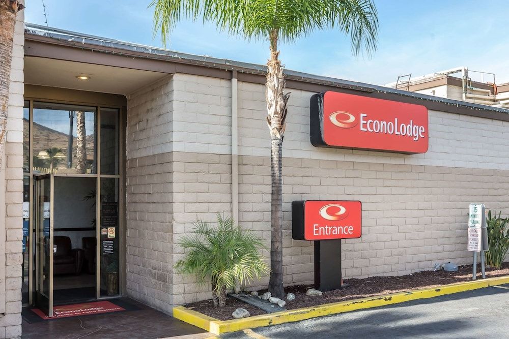 Econo Lodge Lake Elsinore Casino 1