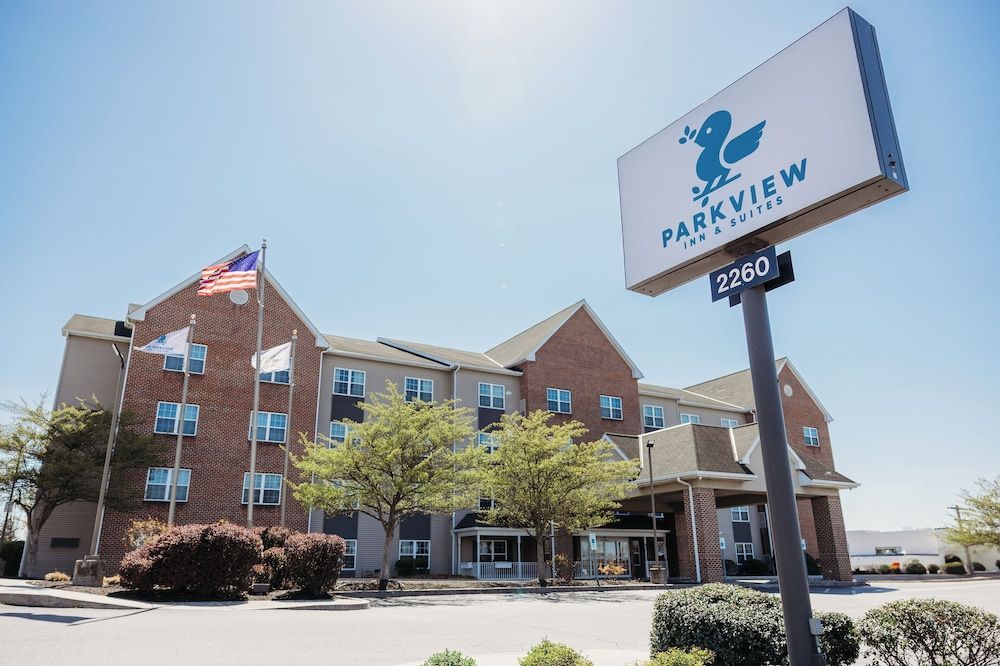Parkview Inn & Suites, Lancaster Amish Country, PA 1