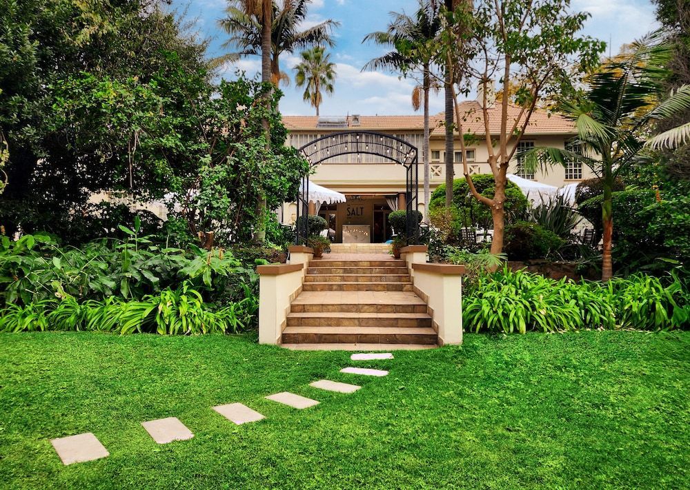 10 2nd Avenue Houghton Estate by Dream Resorts 1