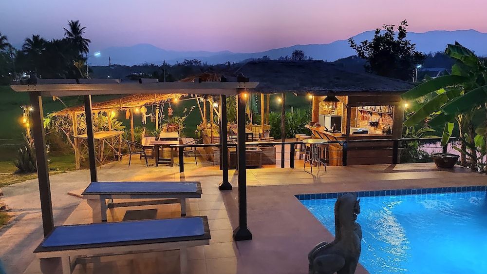 Country Retreat 1