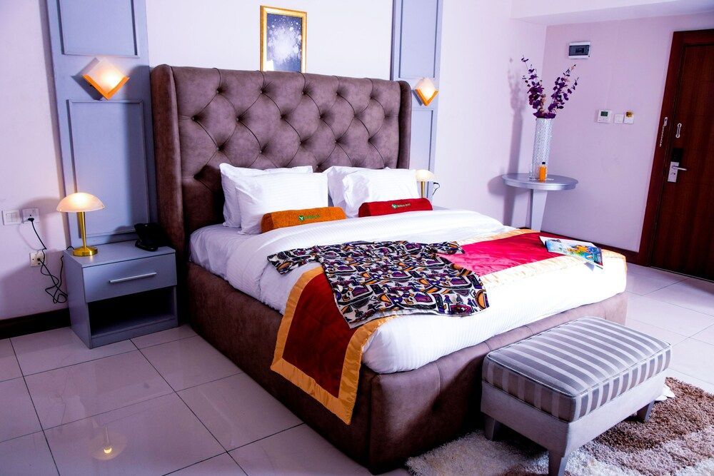 LIMEWOOD HOTEL 1