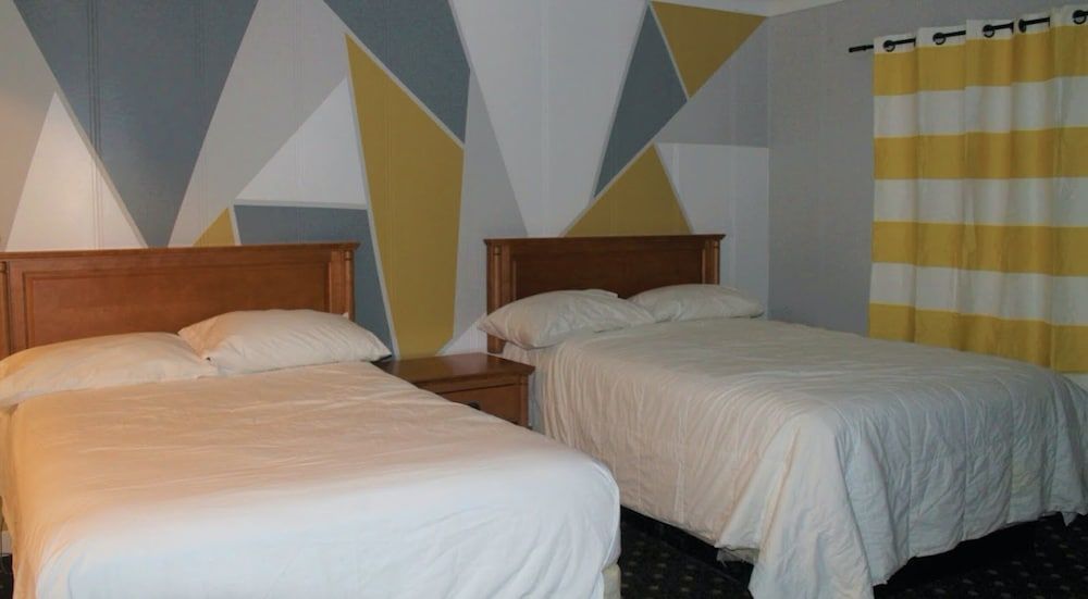 Bluewater Motel 2