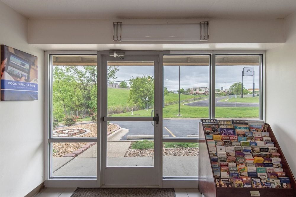 Motel 6-Overland Park, KS 2